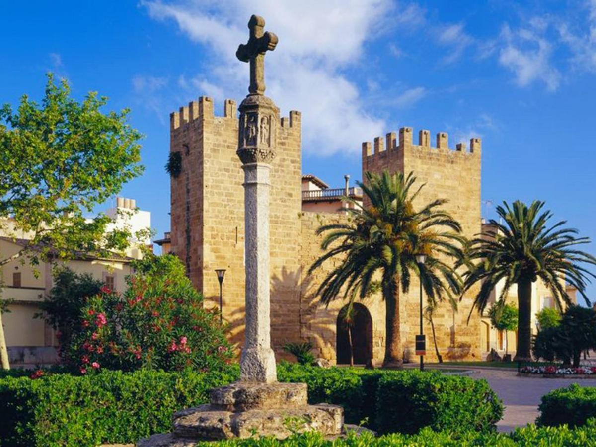 Casa Quarter De Cavalleria En Alcudia, Cerca De Playas Villa Exterior photo